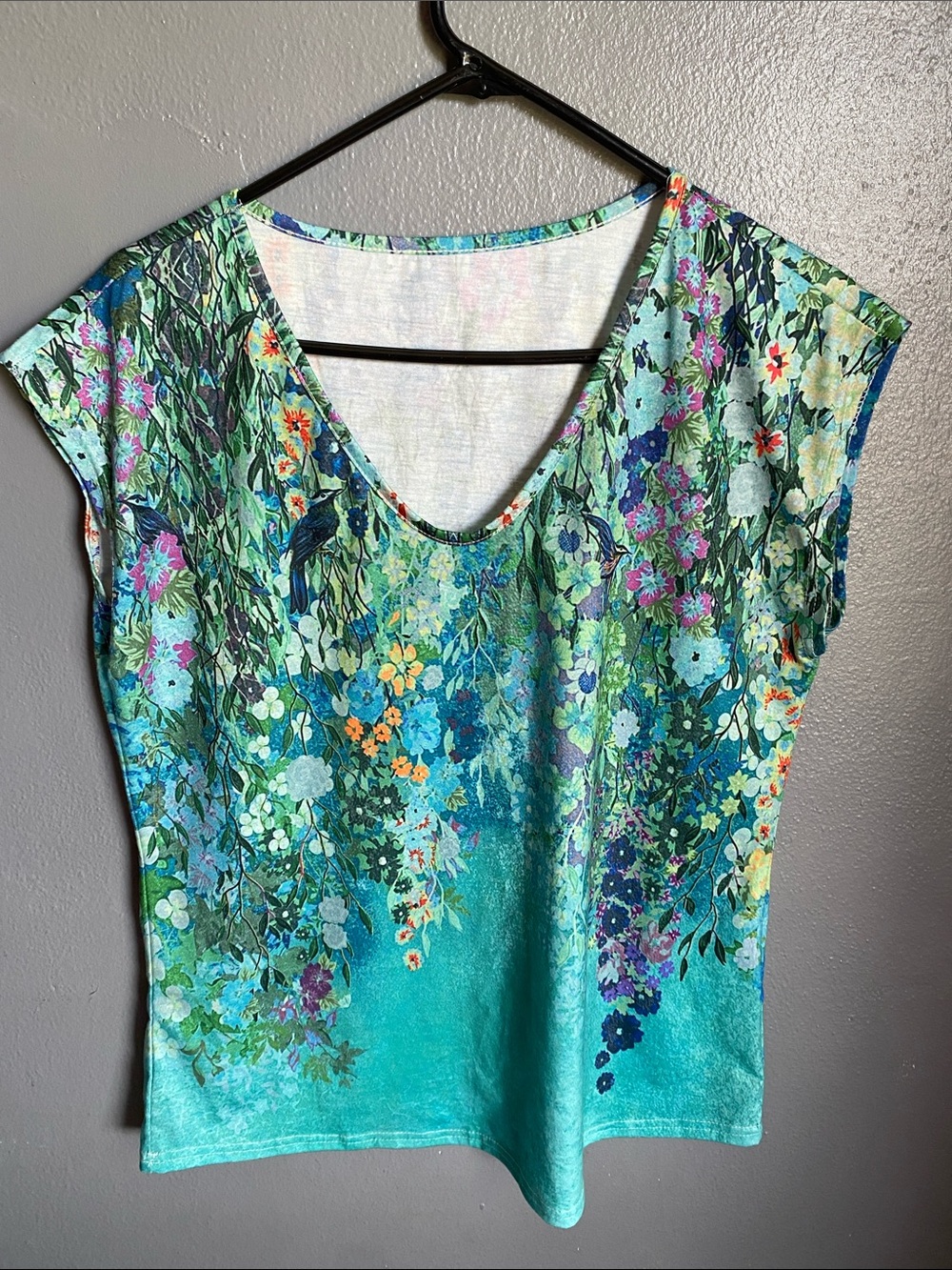 Floral V-Neck Women's Top in Teal